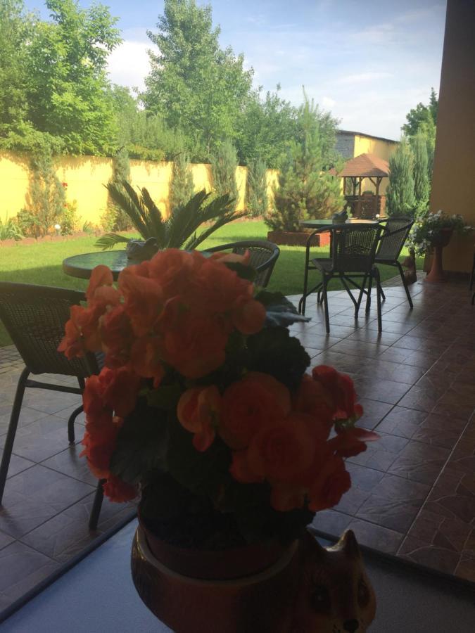 Sunrise Boutique Hotel Berehove  Esterno foto