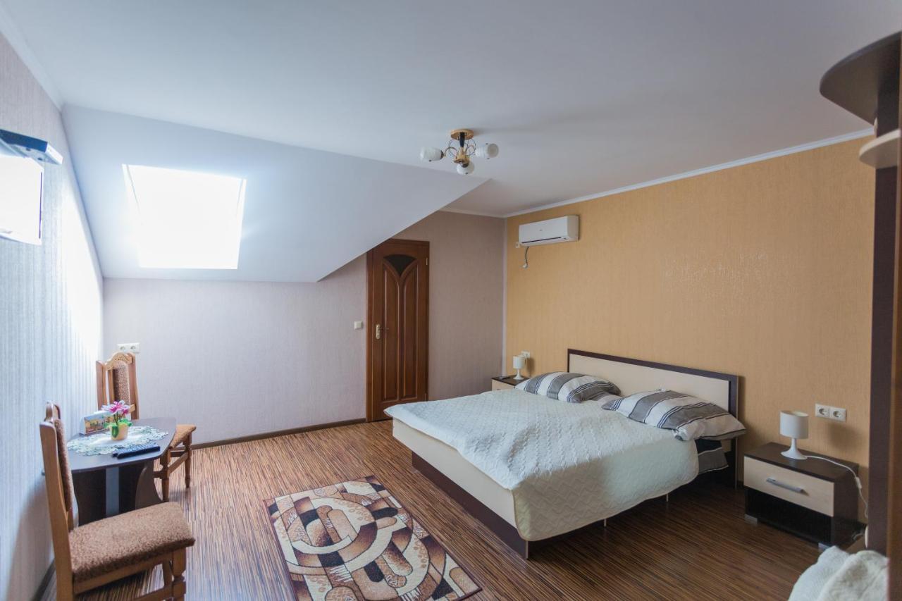 Sunrise Boutique Hotel Berehove  Esterno foto